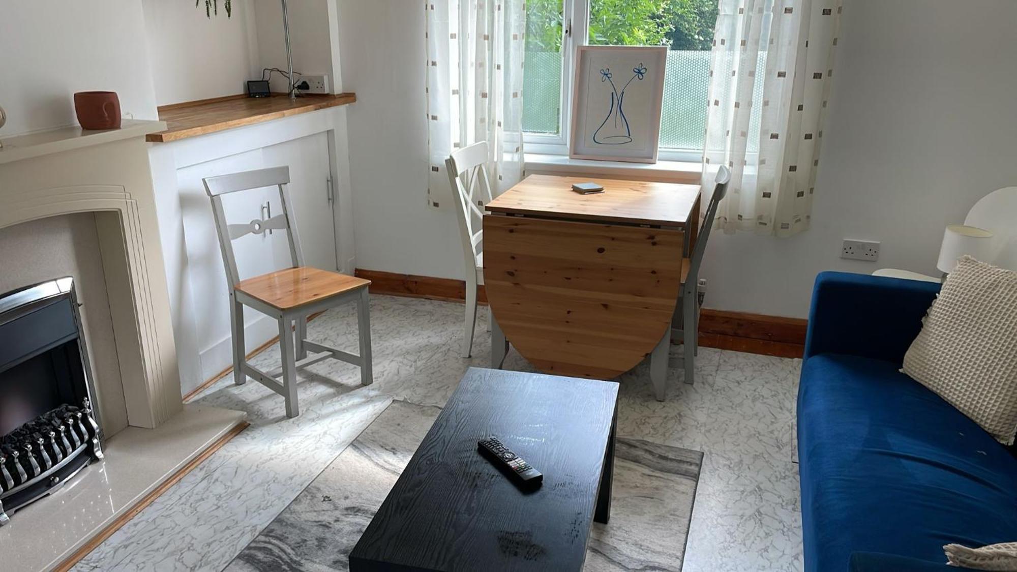 2 Bedroom Home With Driveway Close To Quayside Ґейтсгед Екстер'єр фото